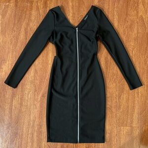 VENUS Black V-Neck Cutout Back Bodycon Dress